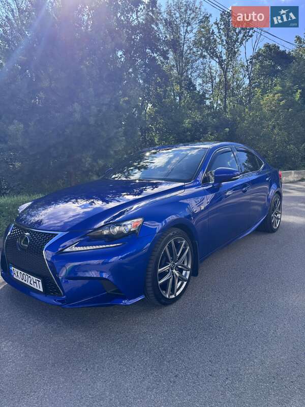 Фото Lexus IS з оголошення AUTO.RIA