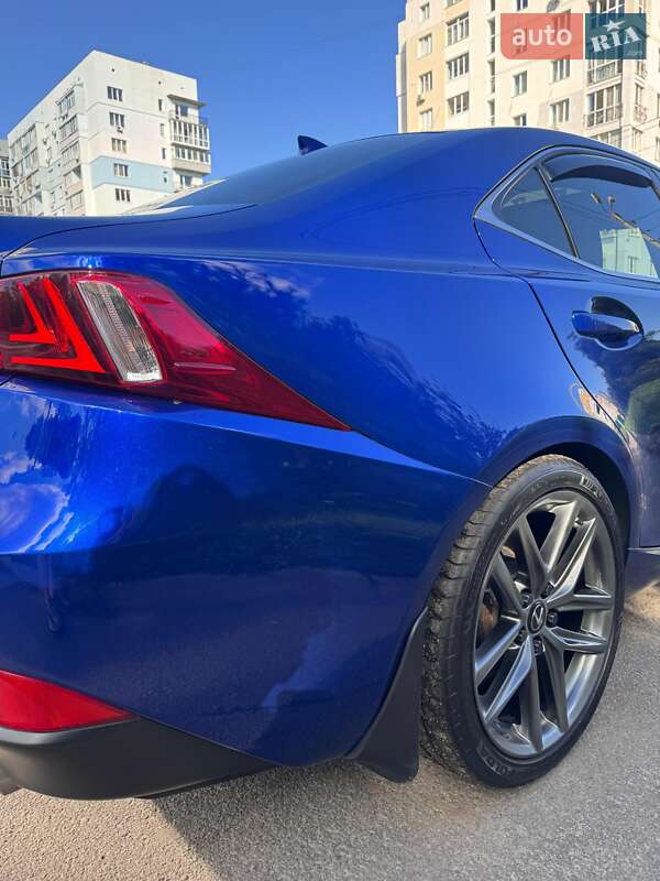 Фото Lexus IS з оголошення AUTO.RIA