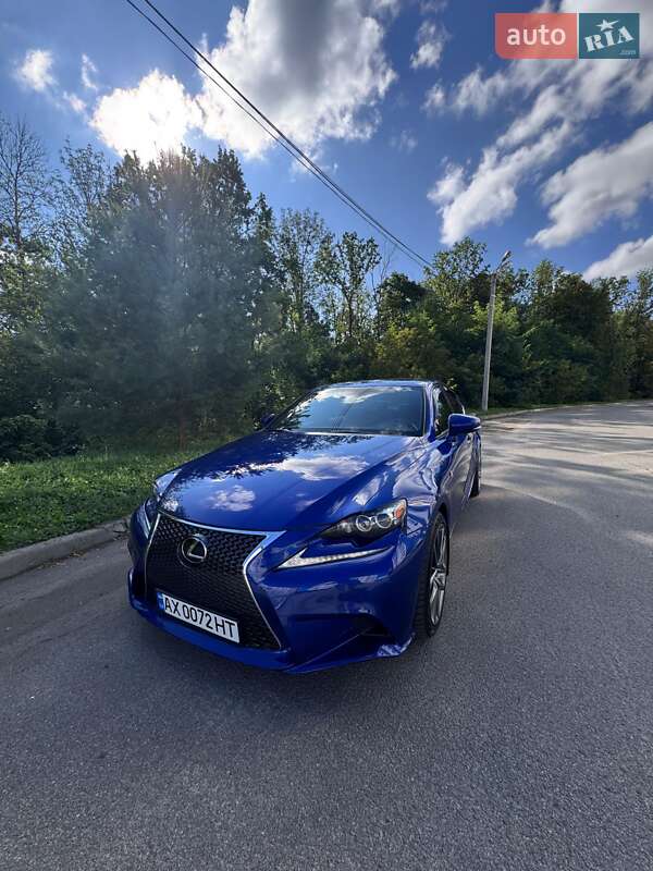 Фото Lexus IS з оголошення AUTO.RIA