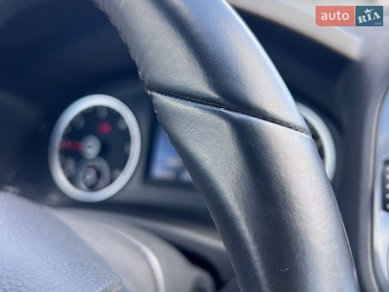 Фото Volkswagen Tiguan з оголошення AUTO.RIA