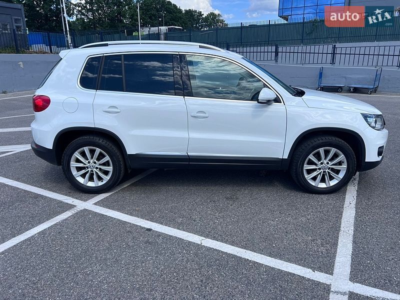 Фото Volkswagen Tiguan з оголошення AUTO.RIA
