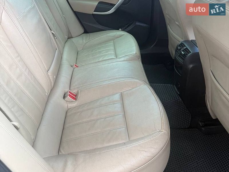 Фото Opel Insignia з оголошення AUTO.RIA