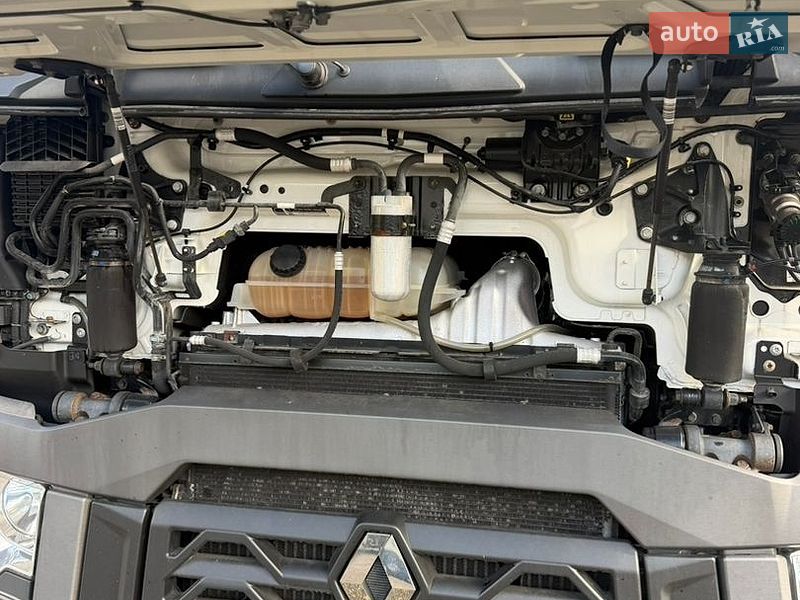 Фото Renault Range T/T-Series з оголошення AUTO.RIA