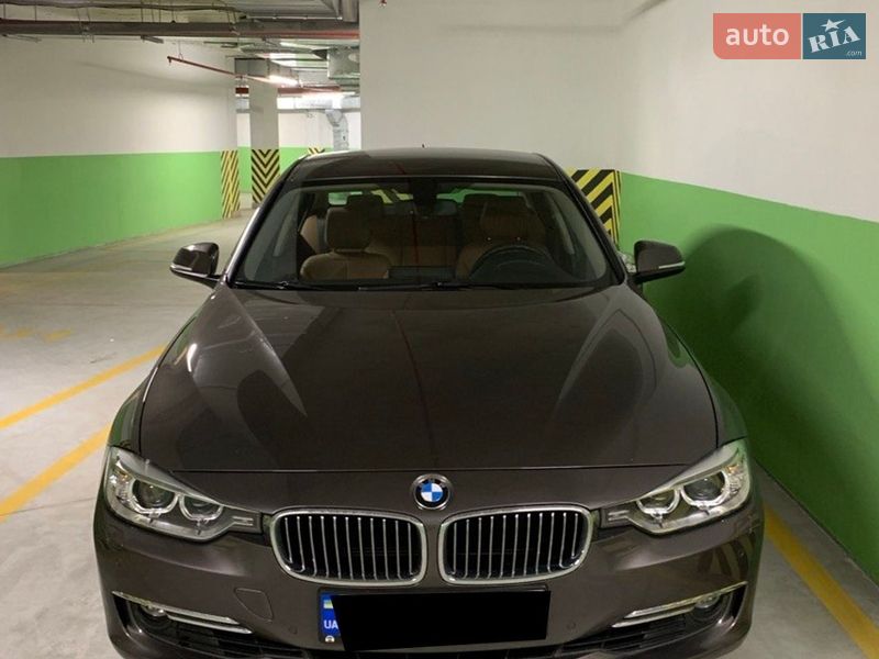 Фото BMW 3 Series з оголошення AUTO.RIA