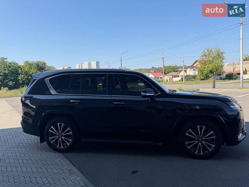 Фото Lexus LX з оголошення AUTO.RIA