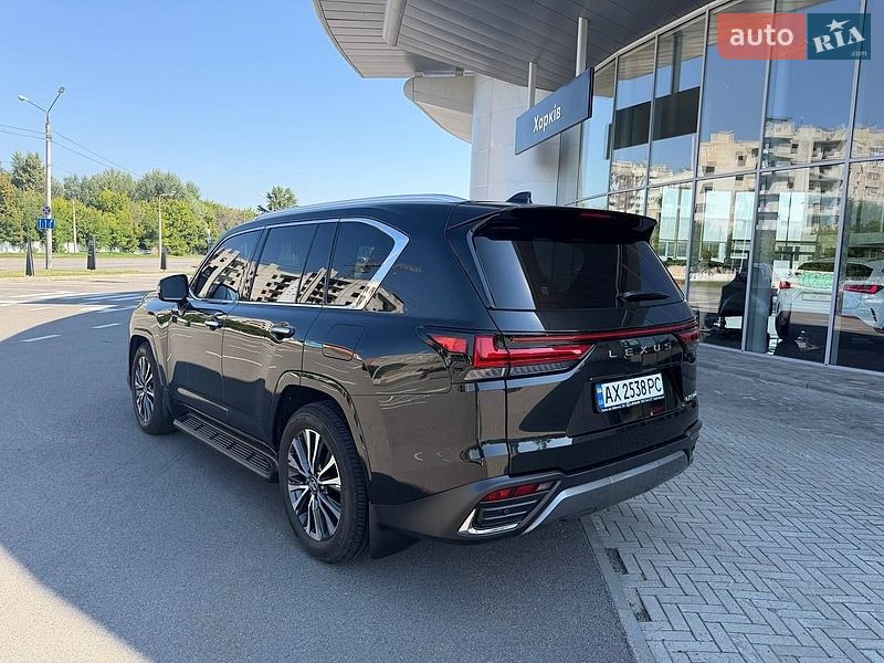 Фото Lexus LX з оголошення AUTO.RIA