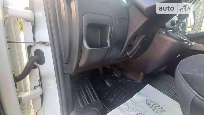 Фото Opel Movano з оголошення AUTO.RIA