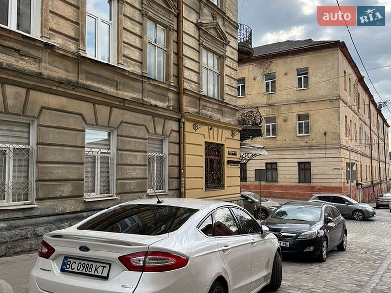 Фото Ford Fusion з оголошення AUTO.RIA