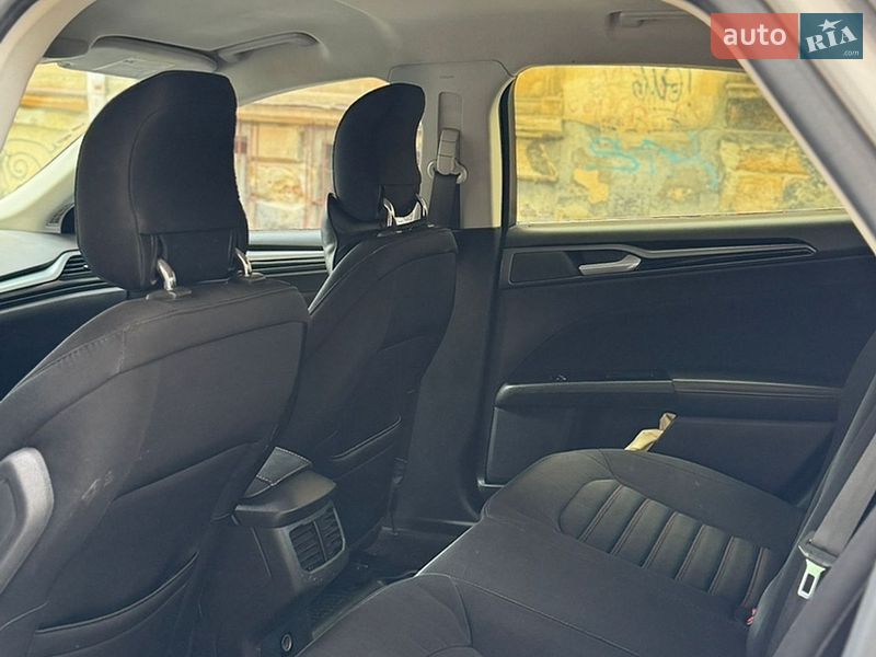 Фото Ford Fusion з оголошення AUTO.RIA