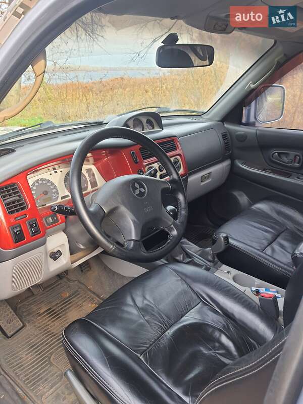Фото Mitsubishi Pajero Sport з оголошення AUTO.RIA