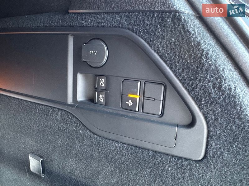 Фото Volkswagen Touareg з оголошення AUTO.RIA