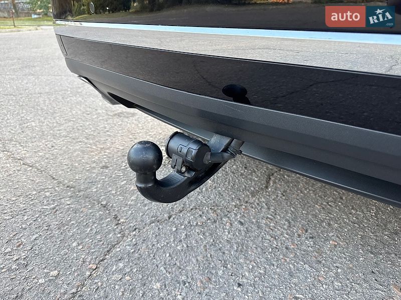 Фото Volkswagen Touareg з оголошення AUTO.RIA