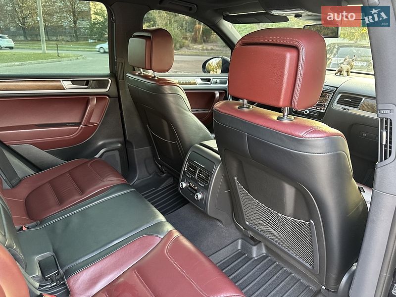 Фото Volkswagen Touareg з оголошення AUTO.RIA