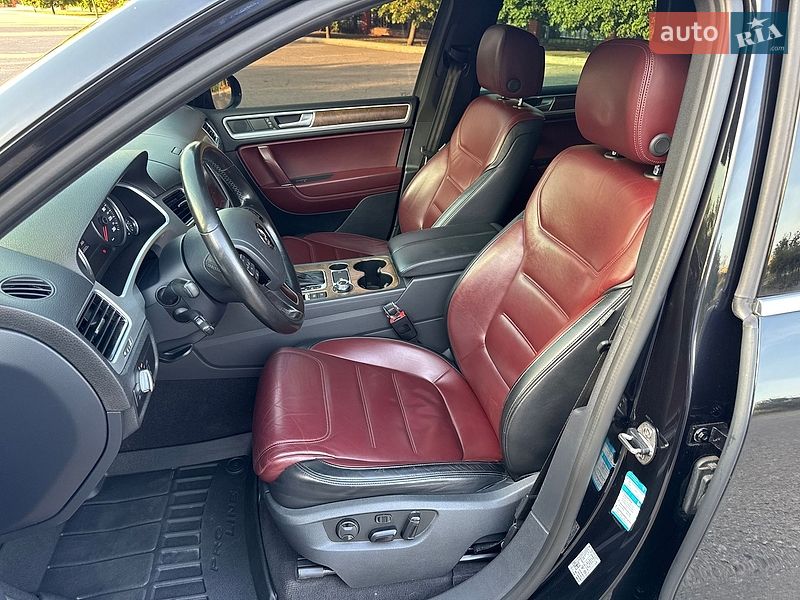 Фото Volkswagen Touareg з оголошення AUTO.RIA