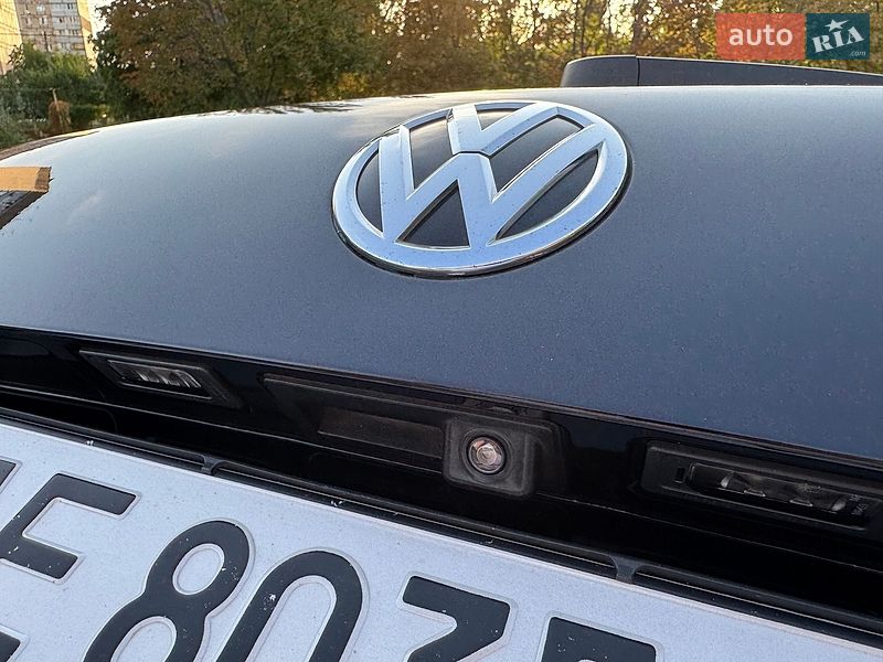 Фото Volkswagen Touareg з оголошення AUTO.RIA