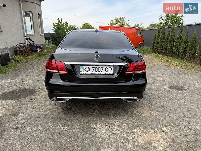 Фото Mercedes-Benz E-Class з оголошення AUTO.RIA