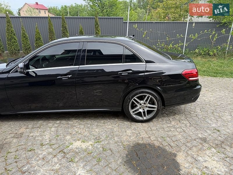 Фото Mercedes-Benz E-Class з оголошення AUTO.RIA