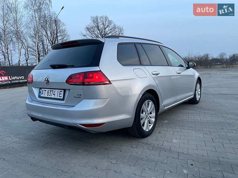 Фото Volkswagen Golf з оголошення AUTO.RIA