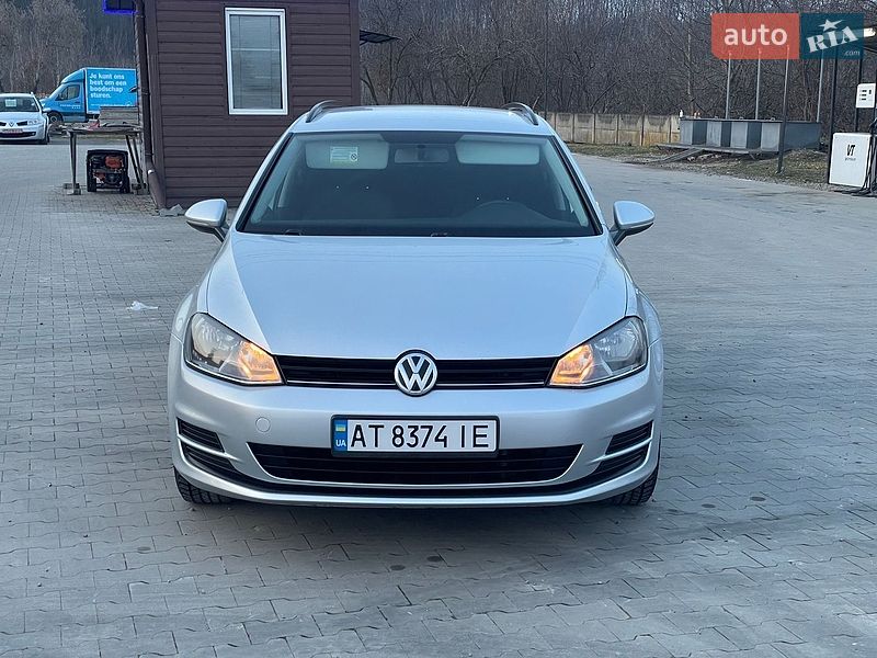 Фото Volkswagen Golf з оголошення AUTO.RIA