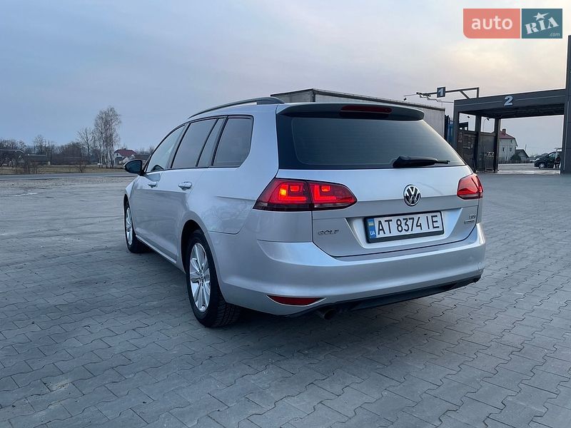 Фото Volkswagen Golf з оголошення AUTO.RIA