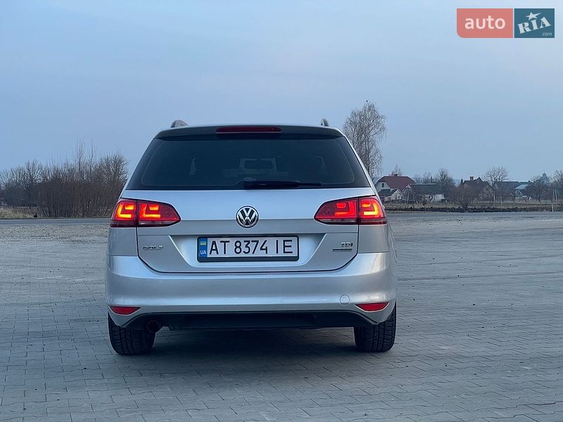 Фото Volkswagen Golf з оголошення AUTO.RIA