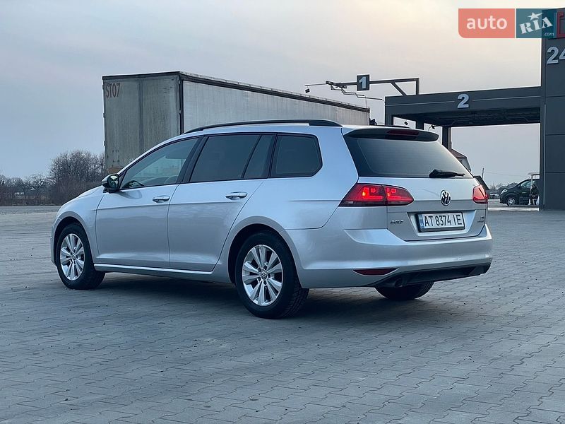 Фото Volkswagen Golf з оголошення AUTO.RIA