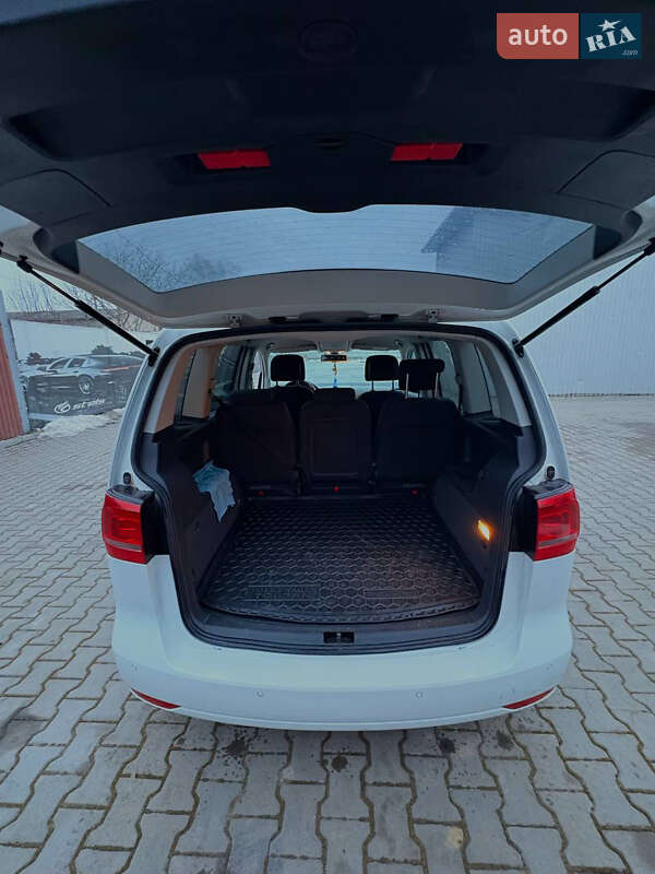 Фото Volkswagen Touran з оголошення AUTO.RIA