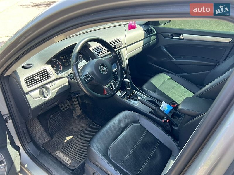 Фото Volkswagen Passat з оголошення AUTO.RIA