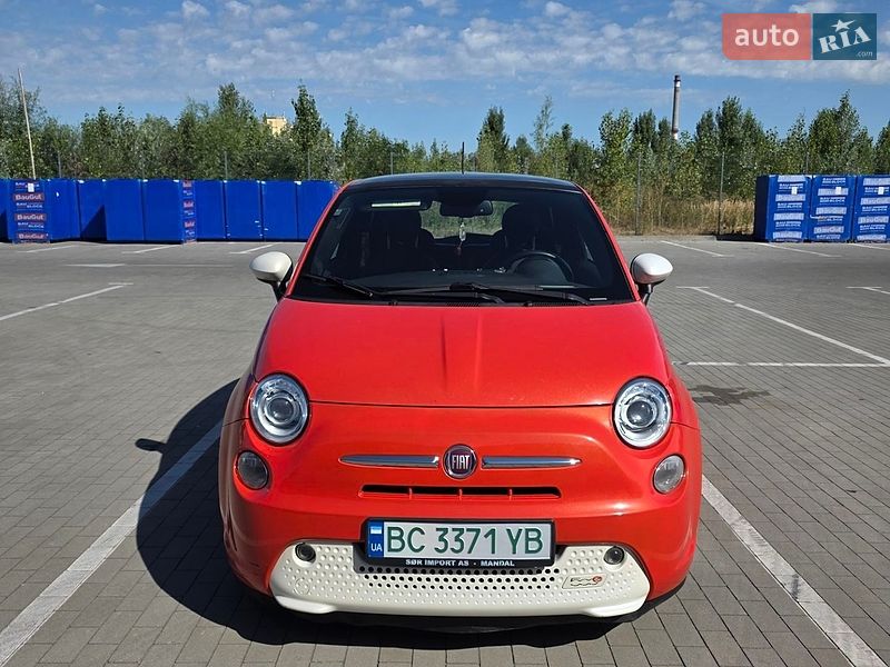 Фото Fiat 500e з оголошення AUTO.RIA