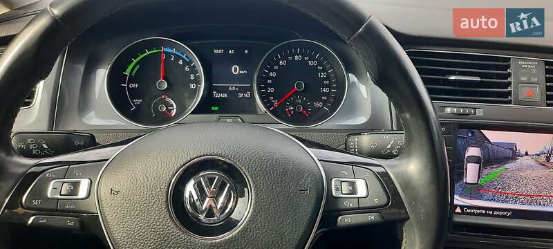 Фото Volkswagen e-Golf з оголошення AUTO.RIA