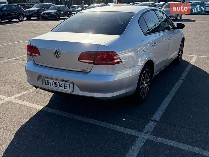 Фото Volkswagen Passat з оголошення AUTO.RIA