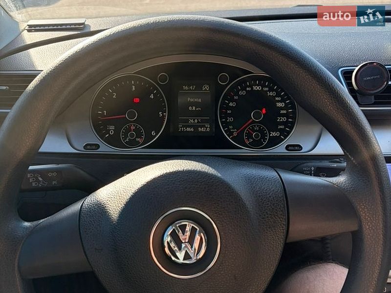 Фото Volkswagen Passat з оголошення AUTO.RIA