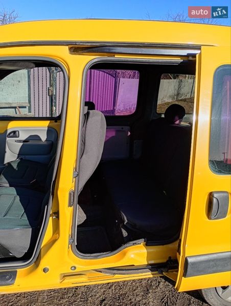 Фото Renault Kangoo з оголошення AUTO.RIA