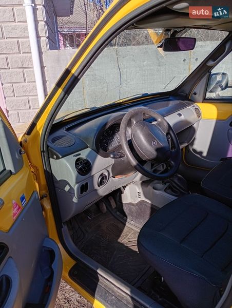 Фото Renault Kangoo з оголошення AUTO.RIA