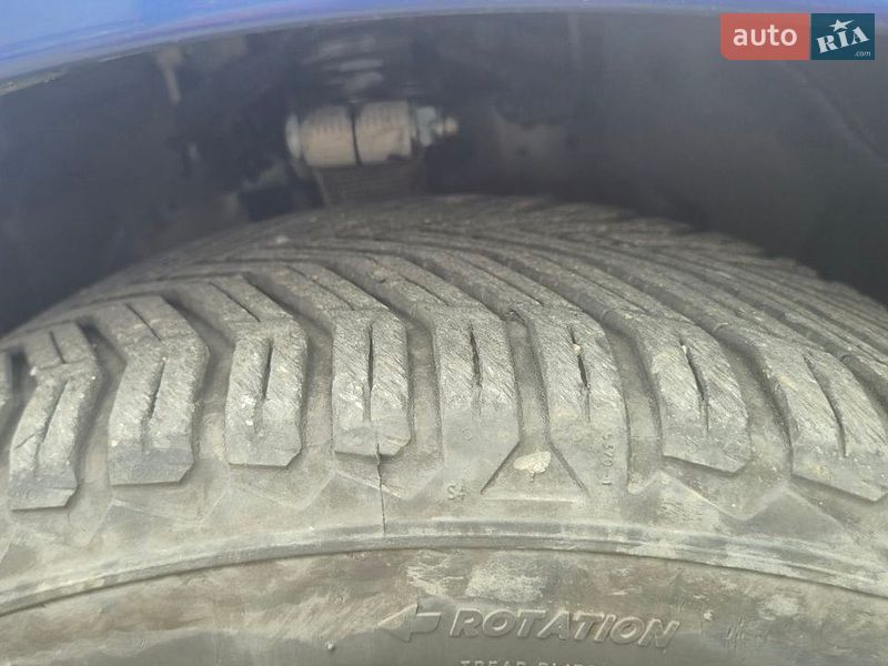 Фото Tesla Model 3 з оголошення AUTO.RIA