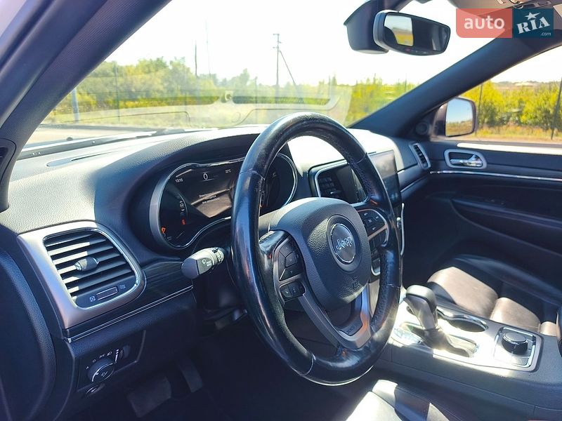 Фото Jeep Grand Cherokee з оголошення AUTO.RIA