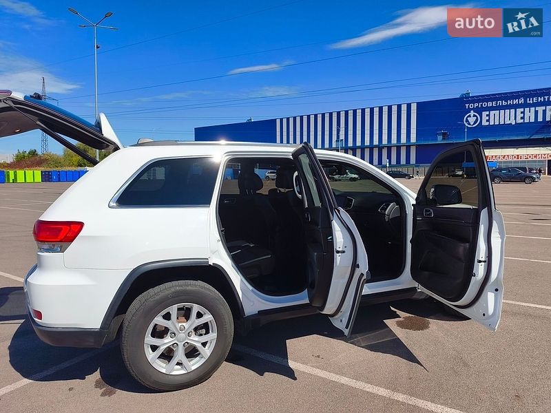 Фото Jeep Grand Cherokee з оголошення AUTO.RIA