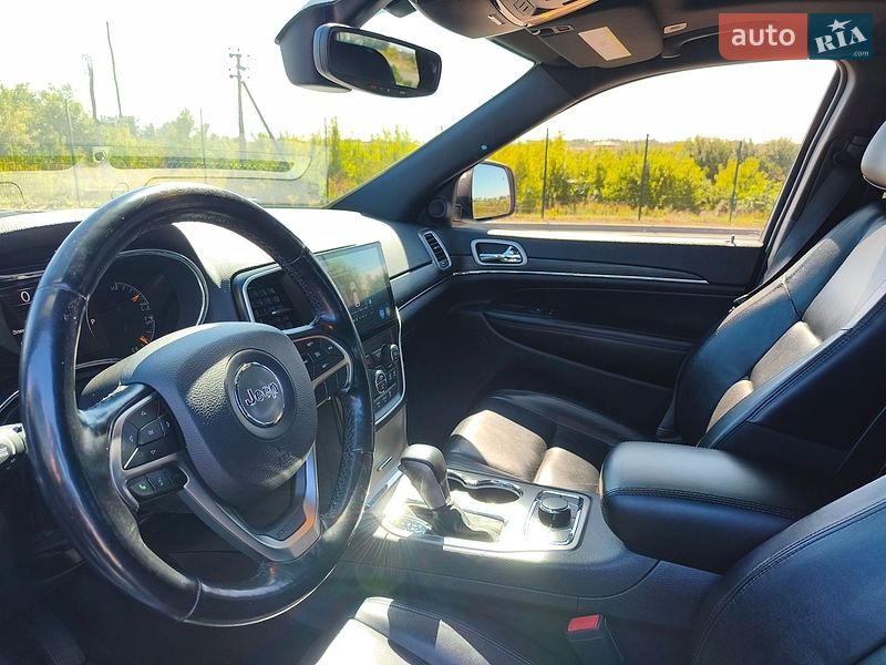 Фото Jeep Grand Cherokee з оголошення AUTO.RIA