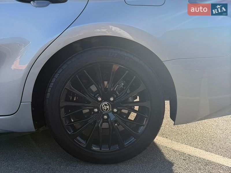 Фото Toyota Camry з оголошення AUTO.RIA