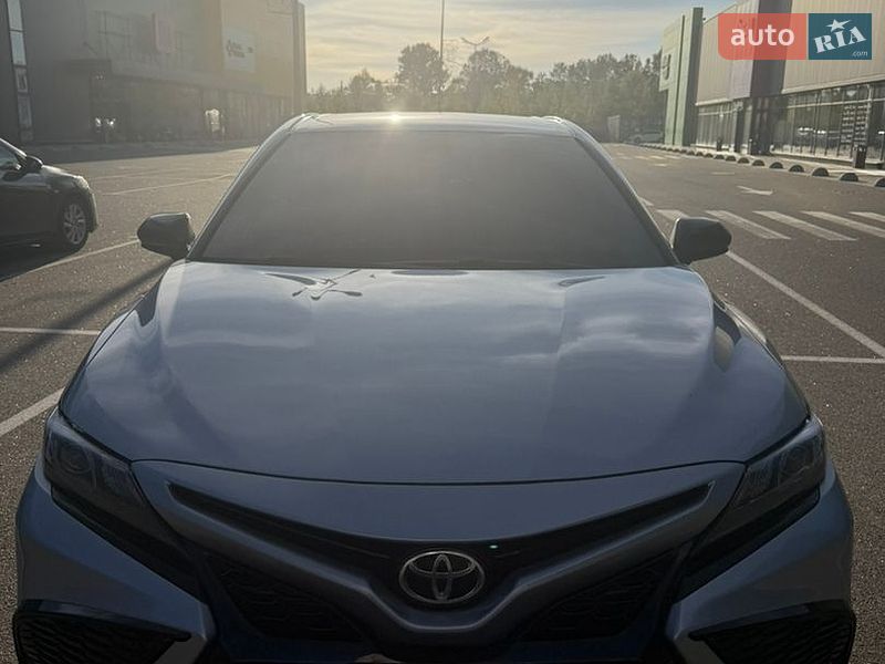 Фото Toyota Camry з оголошення AUTO.RIA