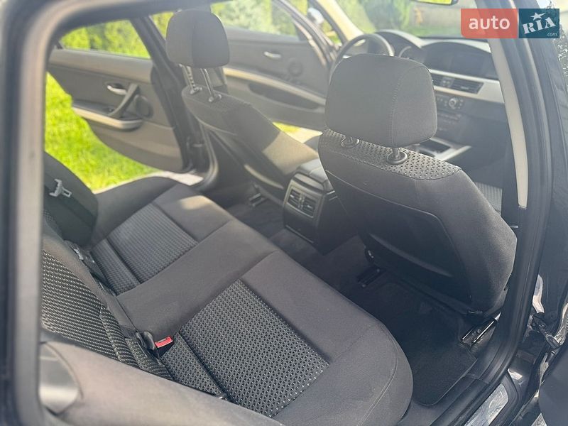 Фото BMW 3 Series з оголошення AUTO.RIA