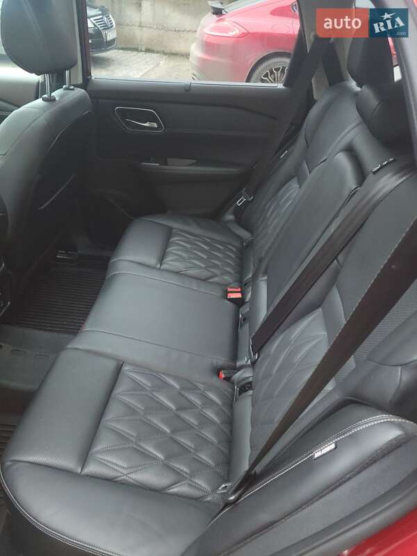 Фото Nissan Rogue з оголошення AUTO.RIA