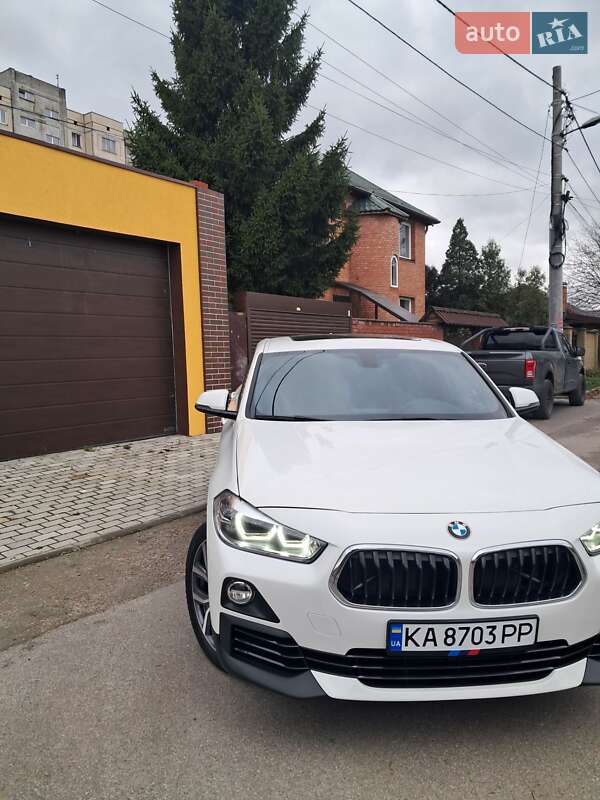 Фото BMW X2 з оголошення AUTO.RIA