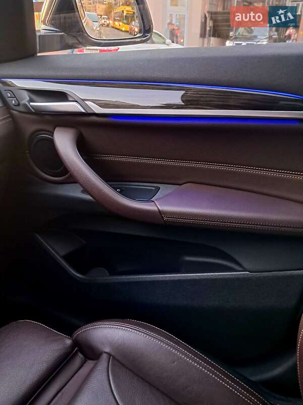 Фото BMW X2 з оголошення AUTO.RIA