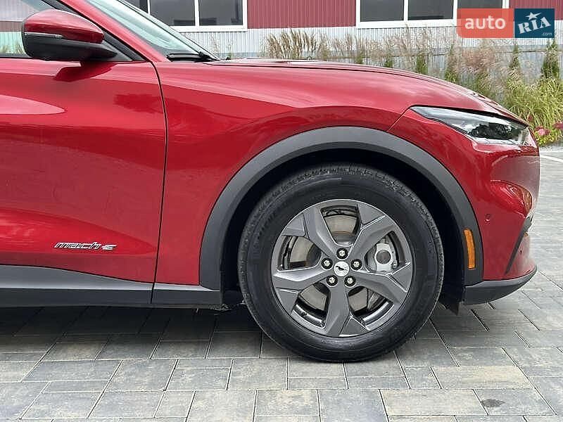 Фото Ford Mustang Mach-E з оголошення AUTO.RIA