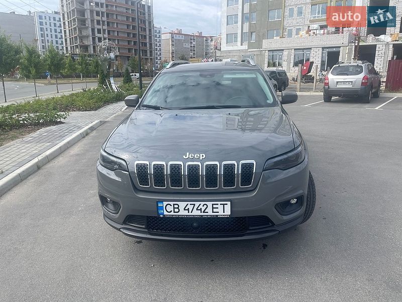 Фото Jeep Cherokee з оголошення AUTO.RIA