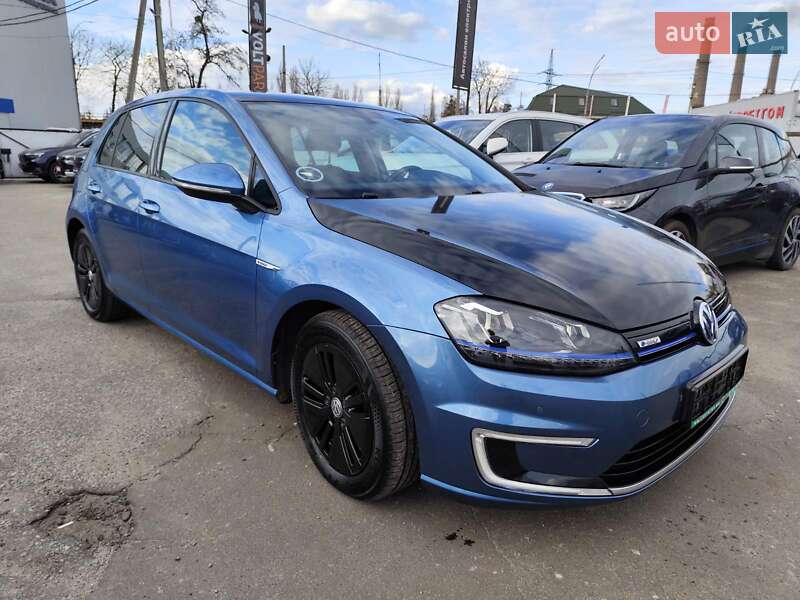 Фото Volkswagen e-Golf з оголошення AUTO.RIA