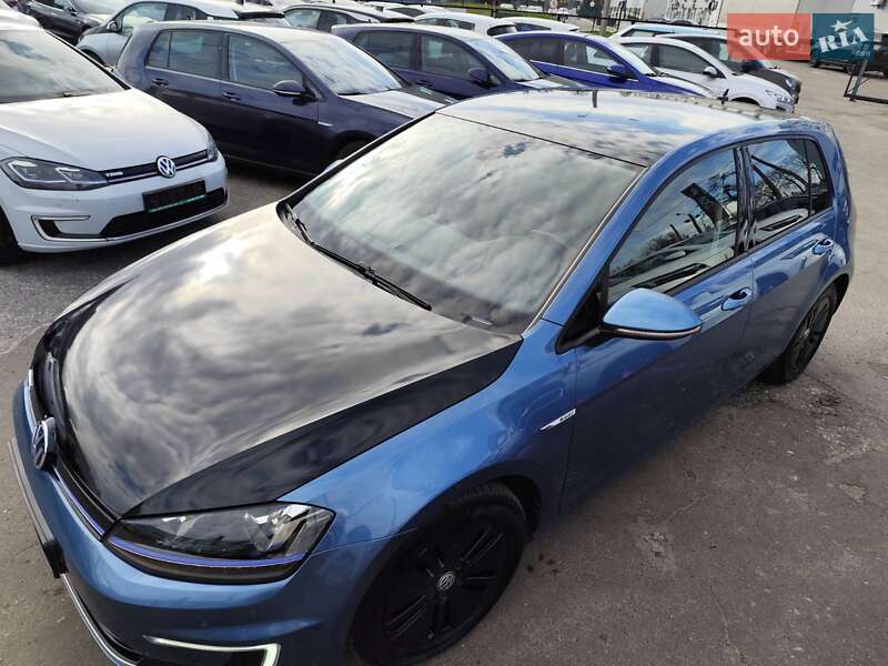 Фото Volkswagen e-Golf з оголошення AUTO.RIA