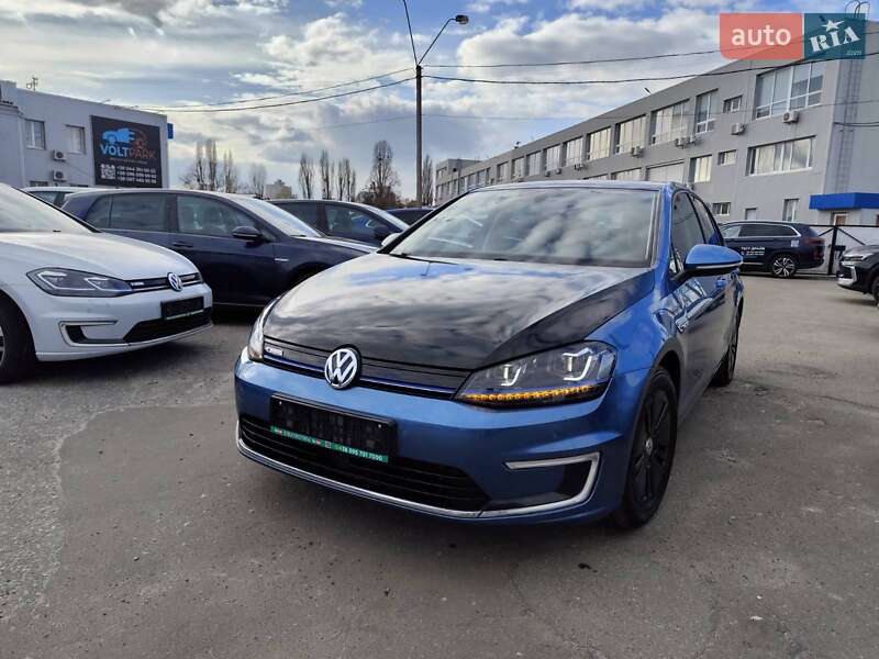 Фото Volkswagen e-Golf з оголошення AUTO.RIA