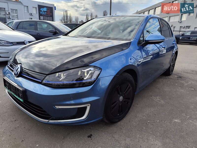 Фото Volkswagen e-Golf з оголошення AUTO.RIA